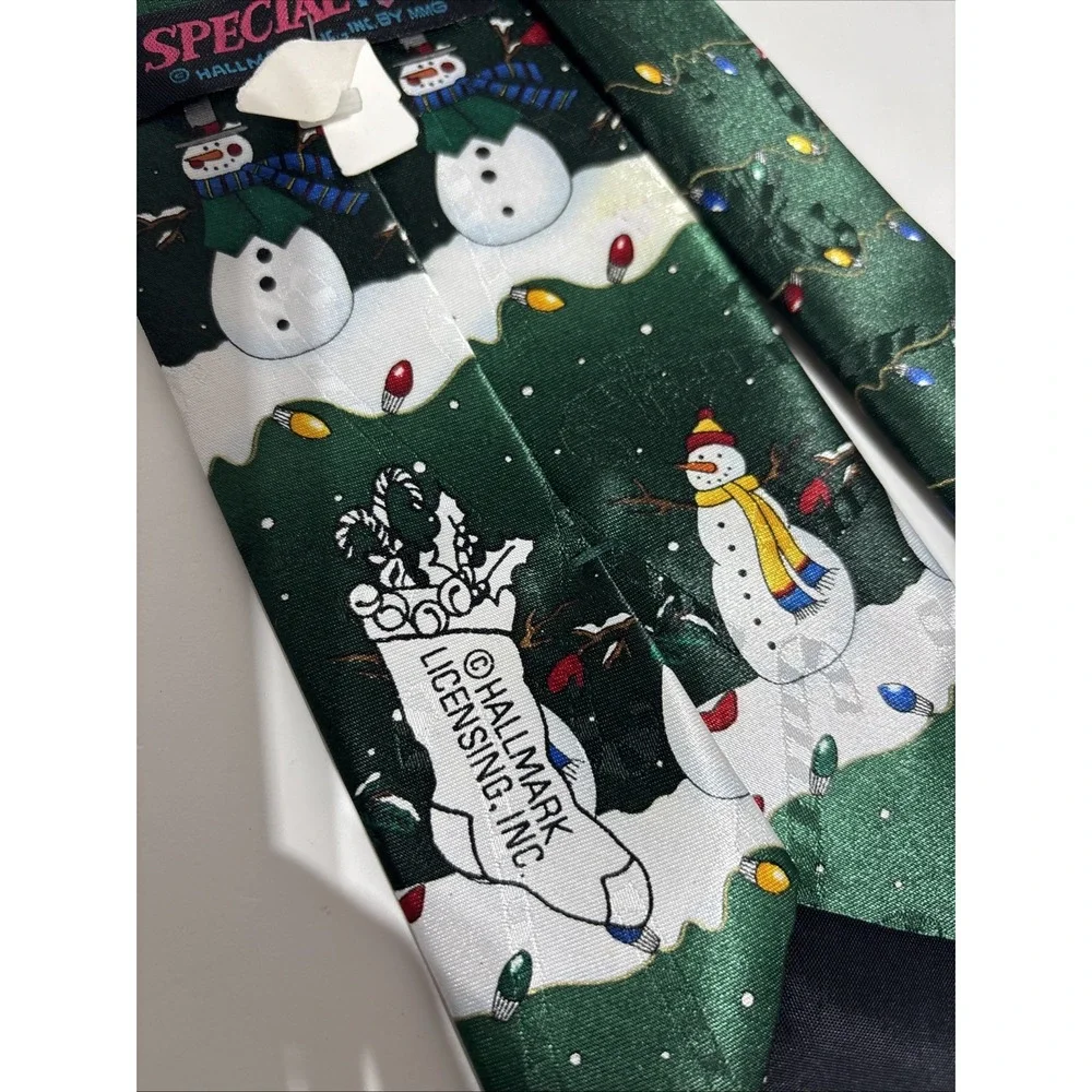Hallmark Specialties Mens Christmas Green W/Snowmen @ Candy‎ Canes